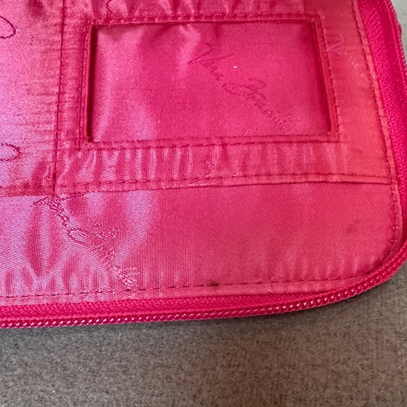 VERA BRADLEY Capri Melon Pattern Travel Organizer Wallet - Picture 9 of 11